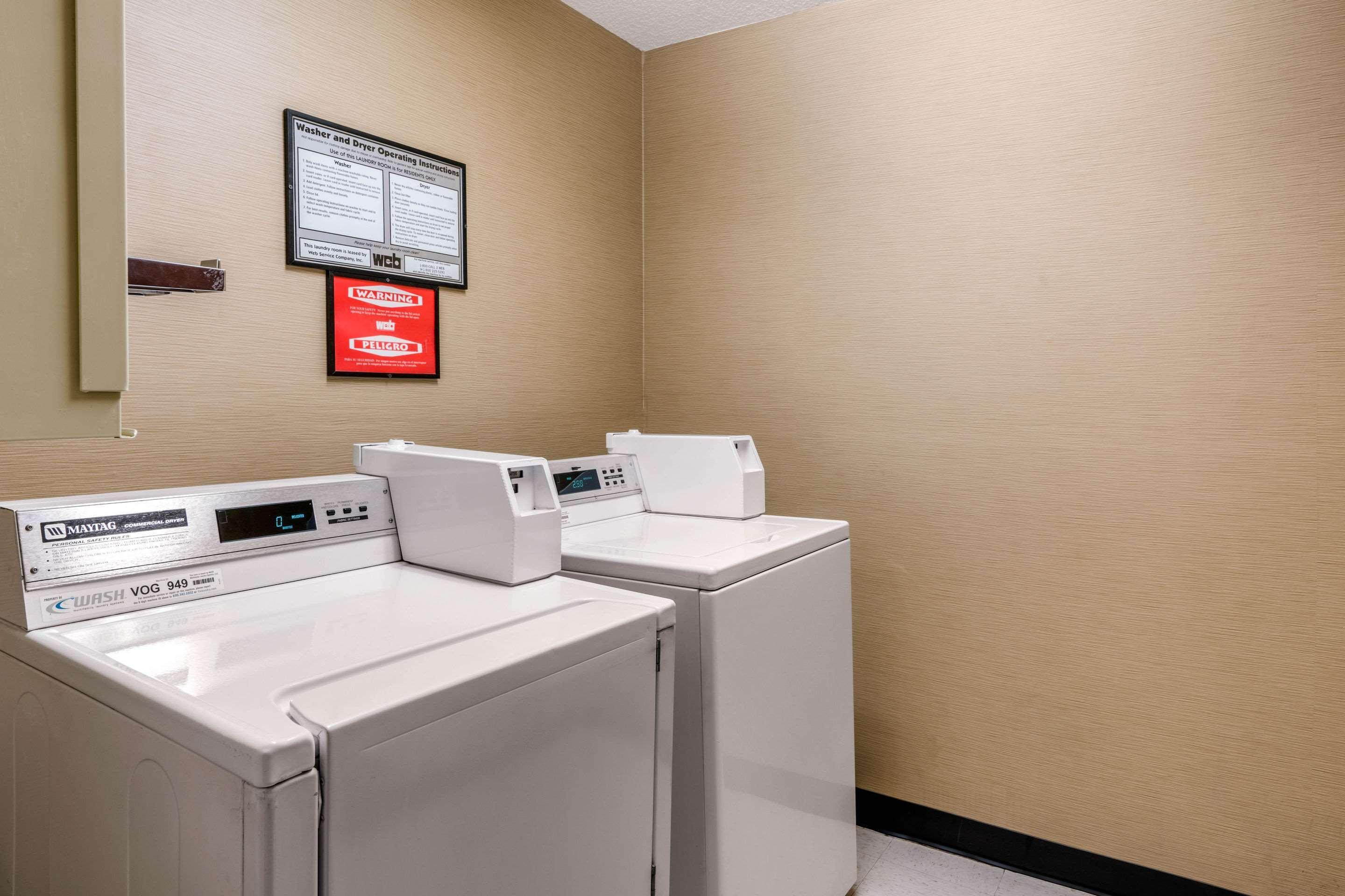 Comfort Inn Lathrop Stockton Airport Bagian luar foto