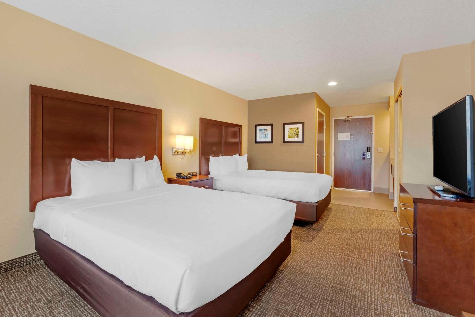 Comfort Inn Lathrop Stockton Airport Bagian luar foto