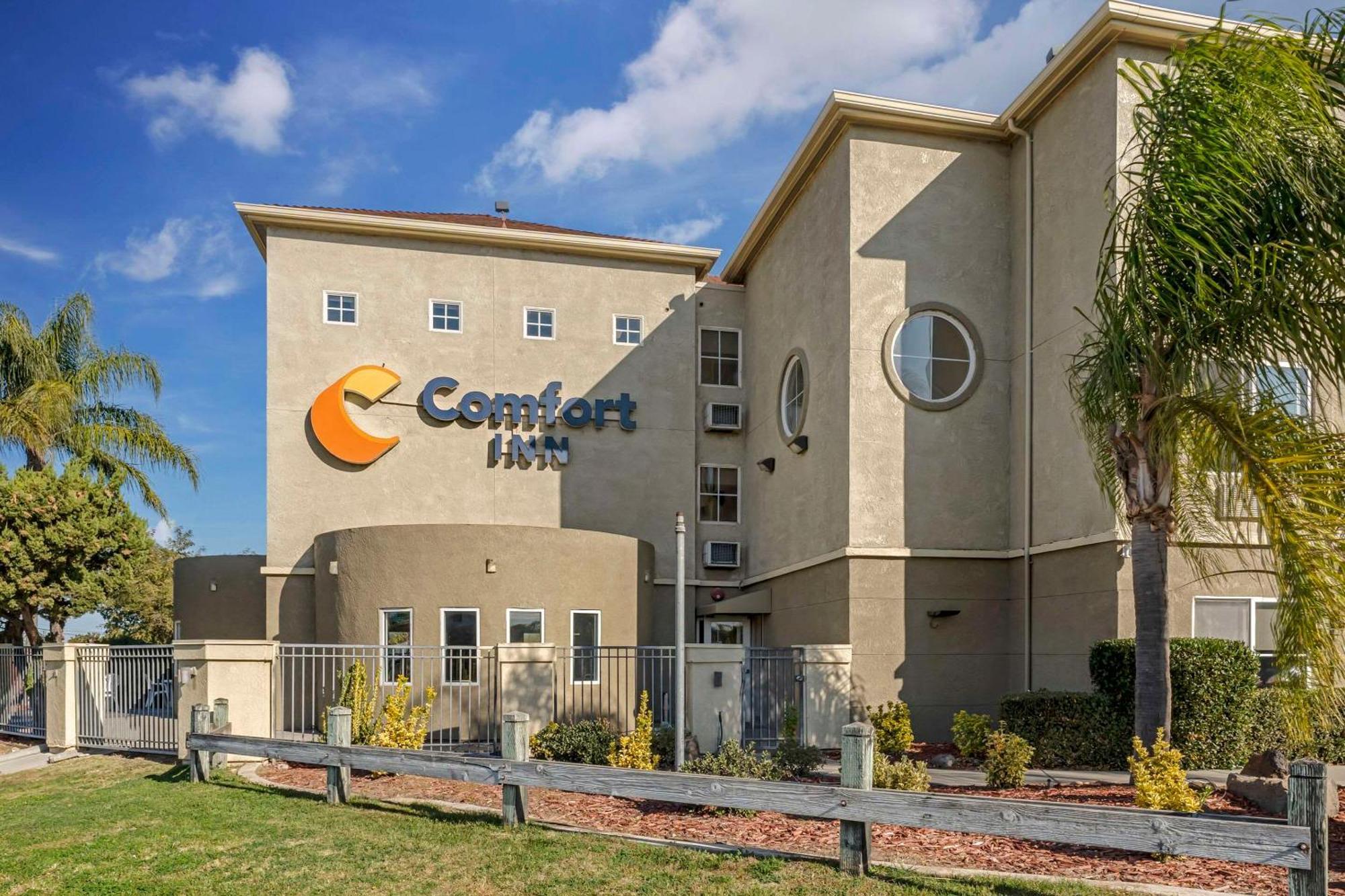 Comfort Inn Lathrop Stockton Airport Bagian luar foto