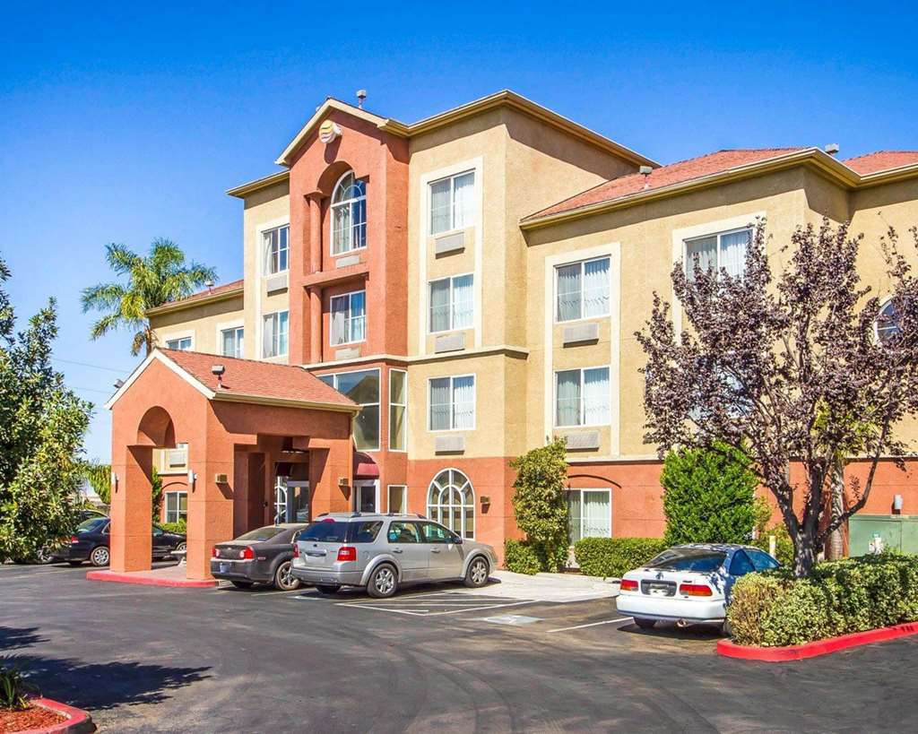 Comfort Inn Lathrop Stockton Airport Bagian luar foto